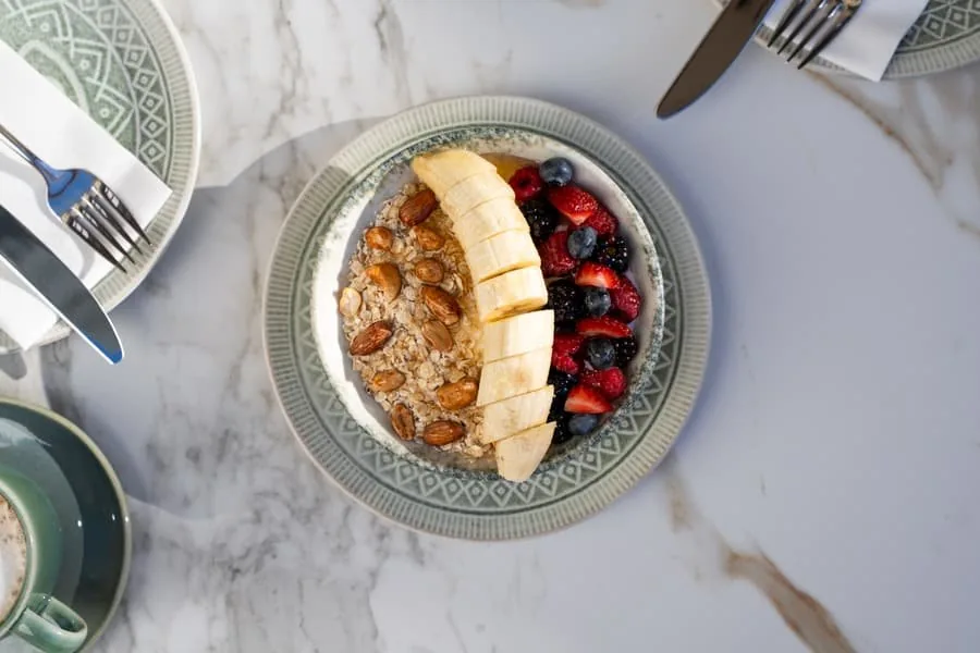 Yoghurt with fruit